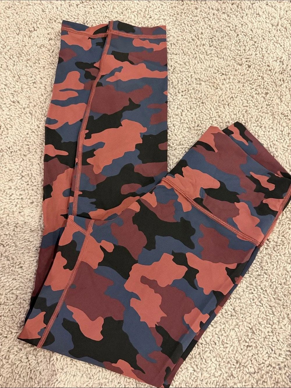 lululemon athletica Rust, Navy & Black Camo High-Rise Leggings - Picture 2 of 3